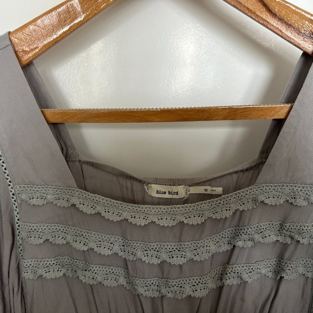 Blue Bird Woman's Medium Grey Blouse Short Sleeve - Picture 2 of 3